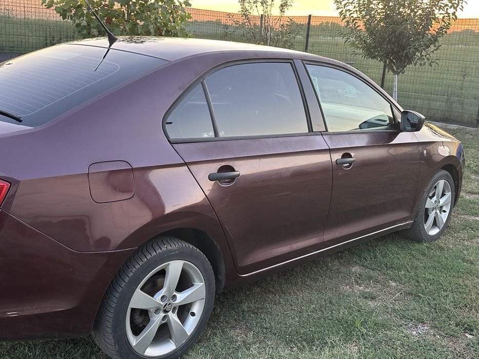 Vand sau schimb Skoda  Rapid 1.6 tdi an 2013