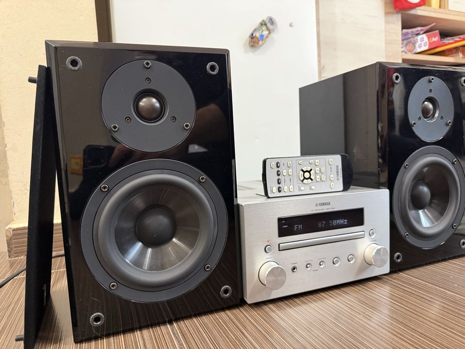 Yamaha CRX-550 NX-E400 Мини ресивър с Колонки