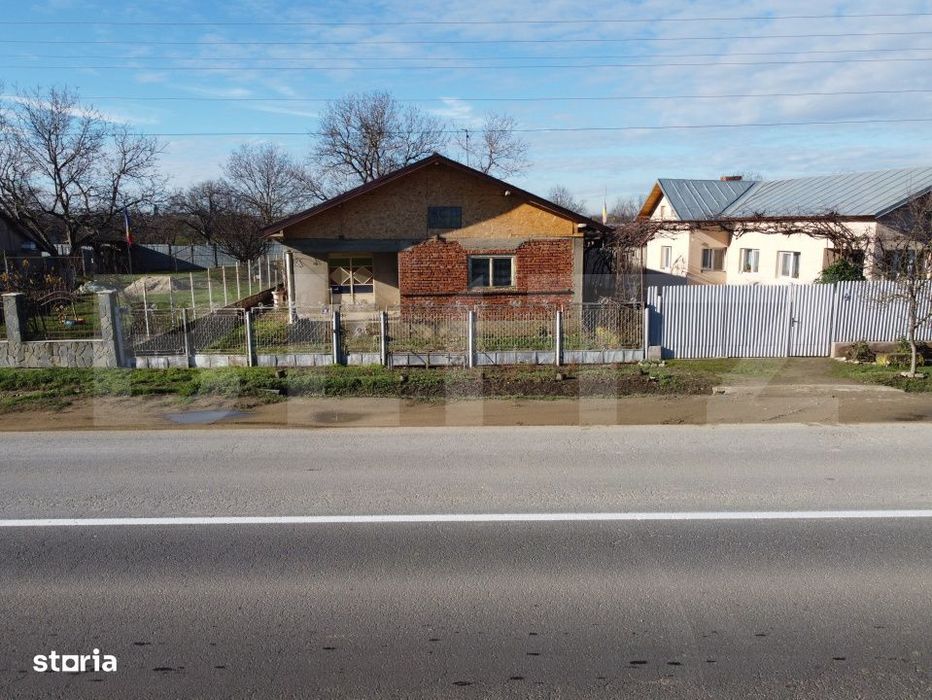 Casa spatioasa, 120 mp, acces direct DN1A