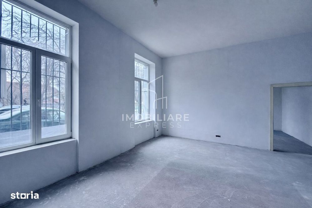 Semicentral - Spatiu parter stradal potential Comercial