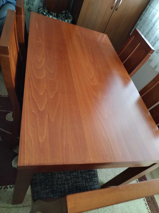 Разтегателна маса с 6 стола