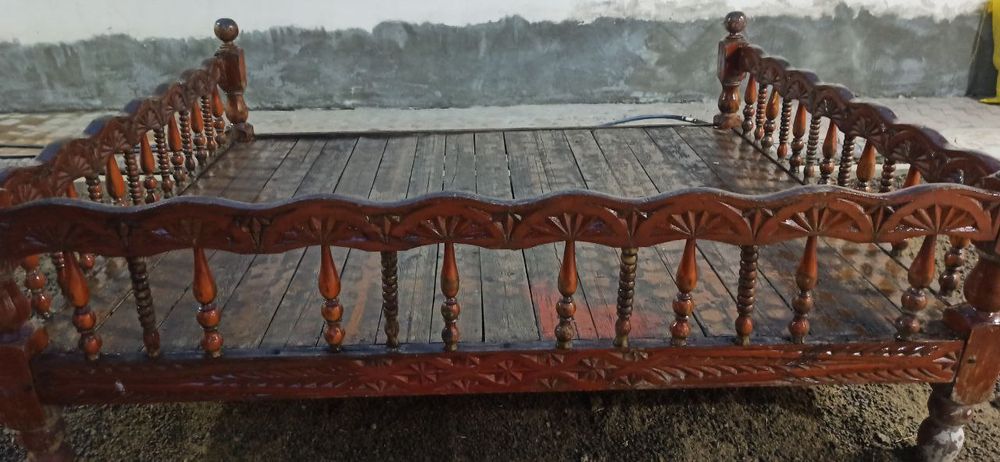 Тапчан сотилади бакуват размер 250 га 2