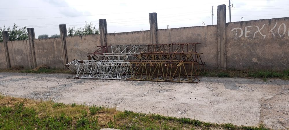 Metal konstruksiya uzunligi 25 metr 4 ga bo'lingan narxi 1000
