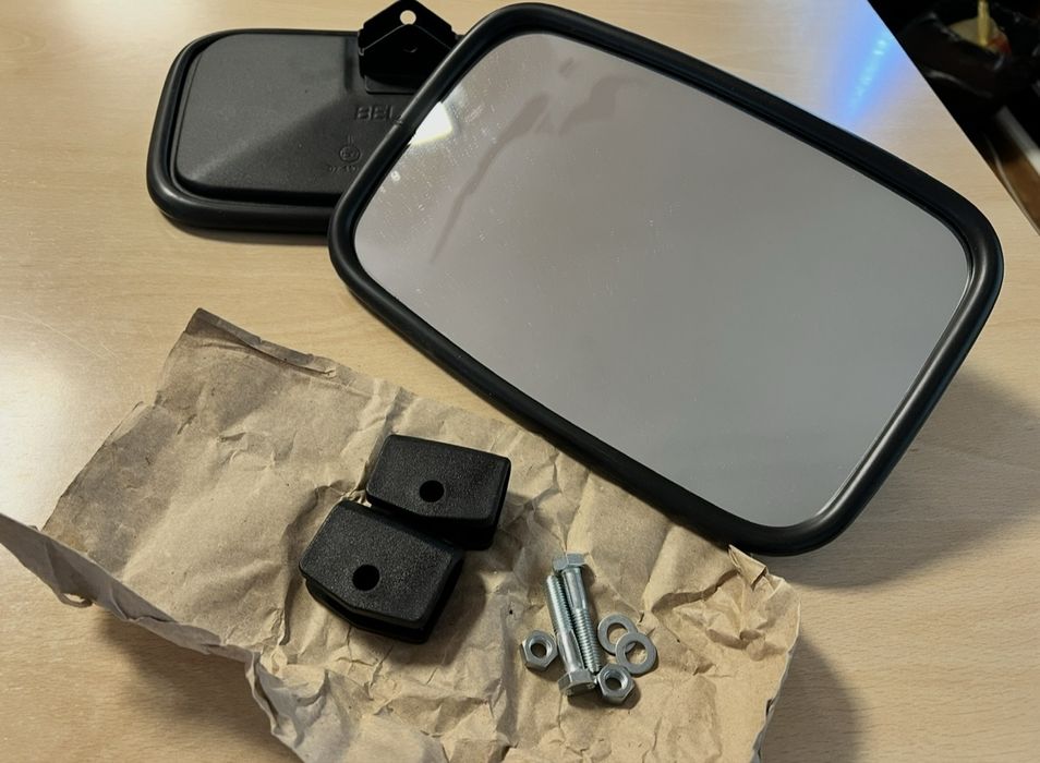 Зеркала боковые на трактор