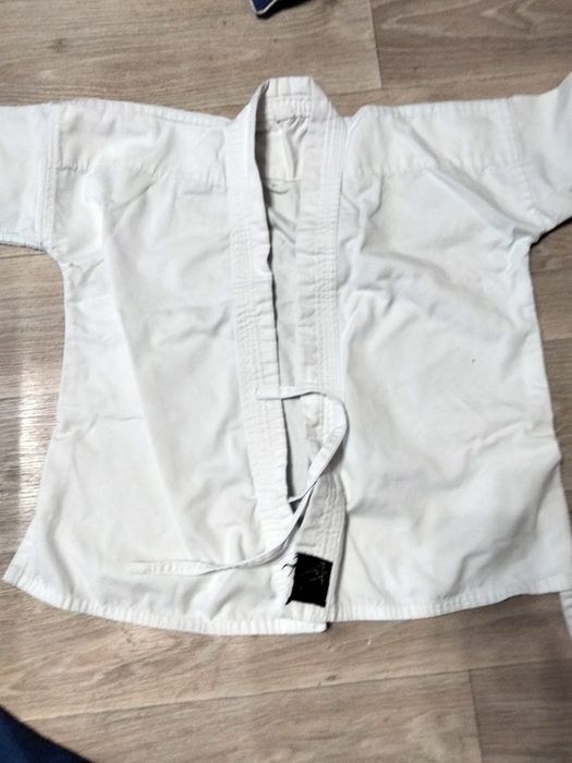 Продаётся кимоно