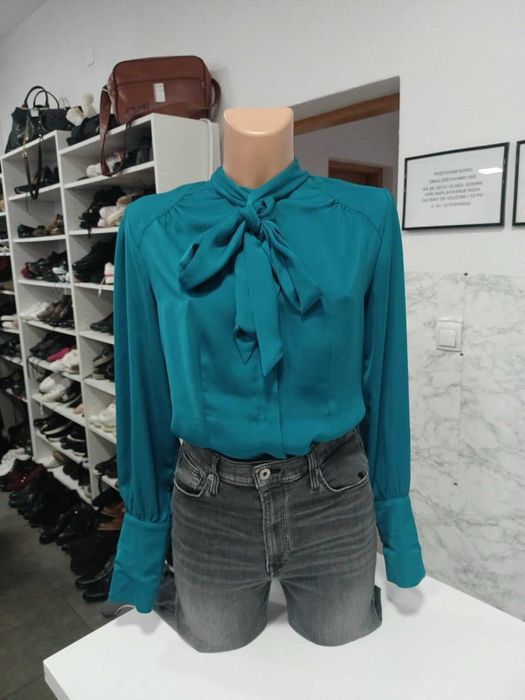 Bluza tip body verde cu fundita la gat