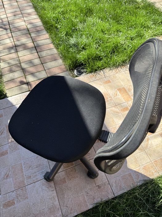 Vand birou cu rollbox