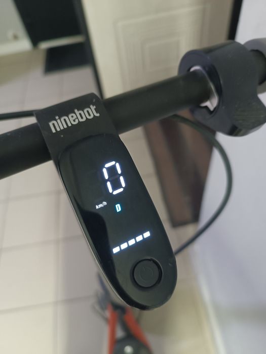 Ninebot D18 — оригинальный электросамокат