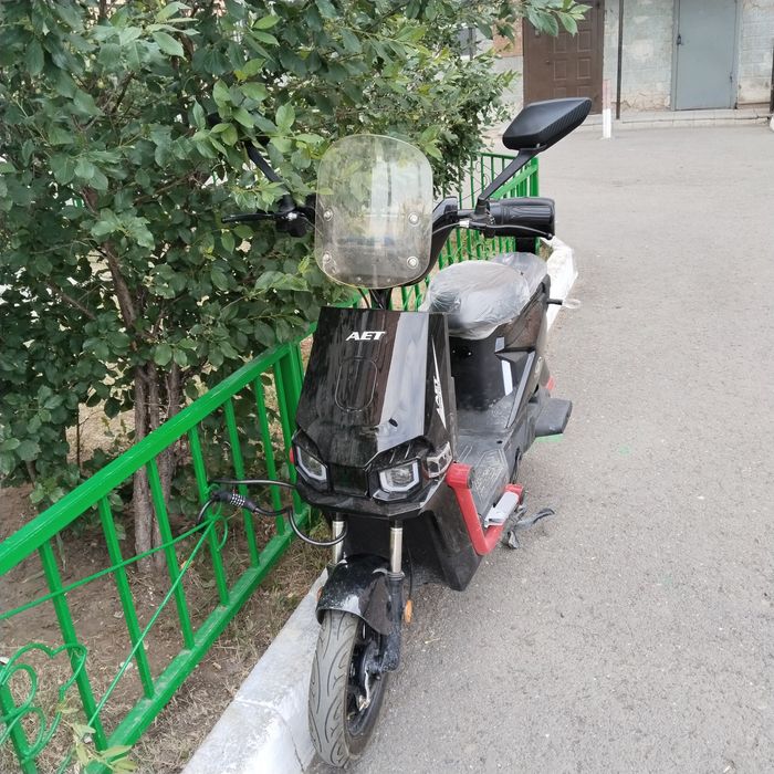 Скутер танк продаю