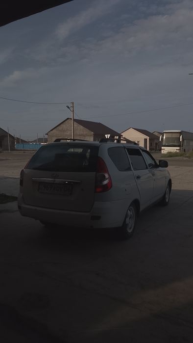 Лада приора универсал