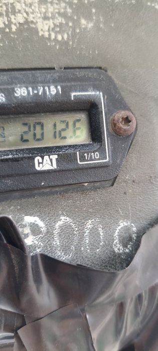 încărcător  frontal Caterpillar 216 ,2680 kg