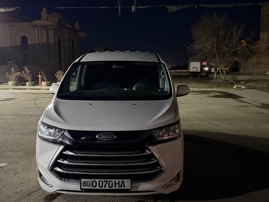 Жак М4 афтамат каропка сотилади прабек 72000км йили 2023 бензинда