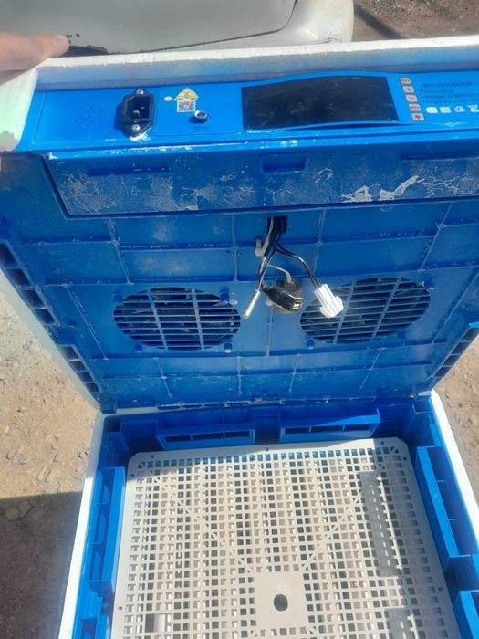 Продам бу инкуватор