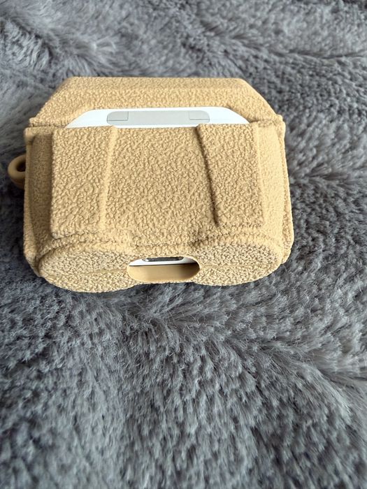 Husă protectie cutie pentru AirPods 3