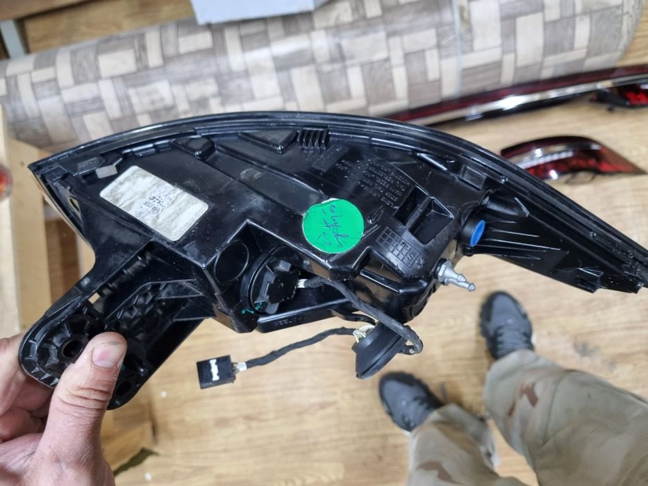 Задний фонарь  Geely monjaro