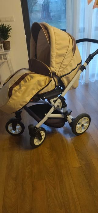 Бебешка количка Gusio Carrera 3 в 1