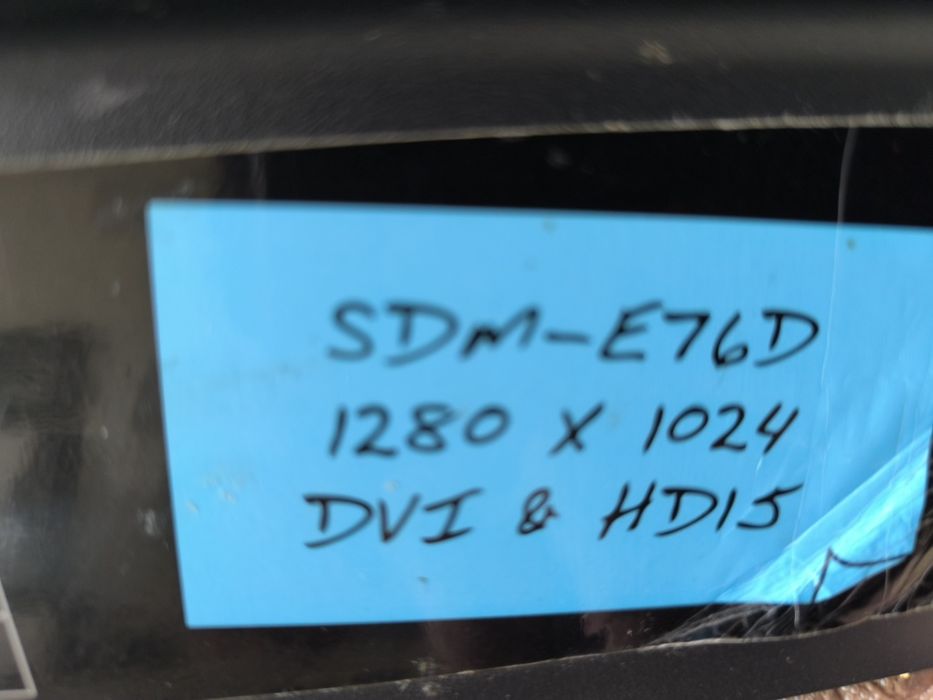 Монитор SONY DVI 15 инча