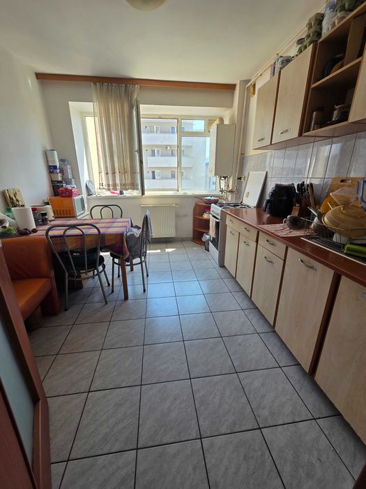 Căutăm coleg/ă de apartament – zona Sala Sporturilor