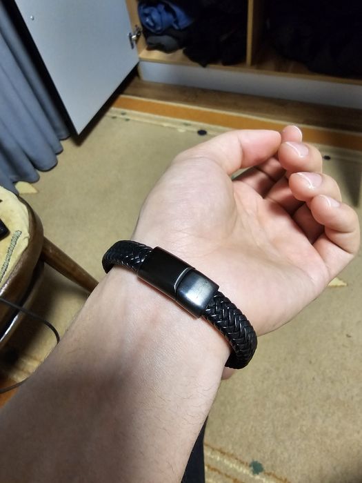 Мужские браслеты