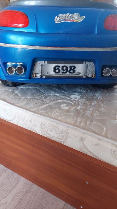 Детская машинка продам