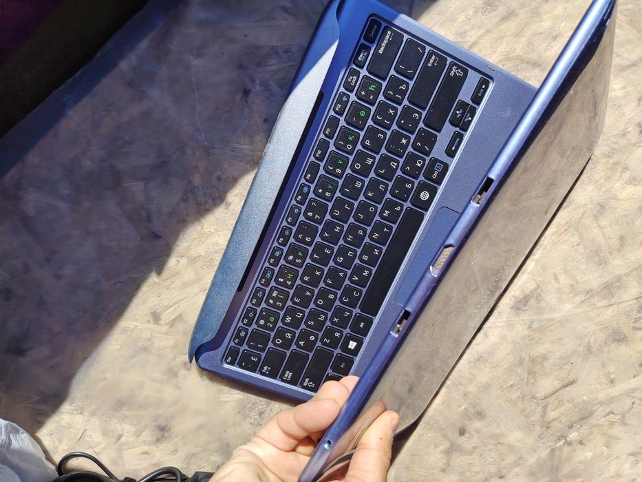 Продам планшет самсунг