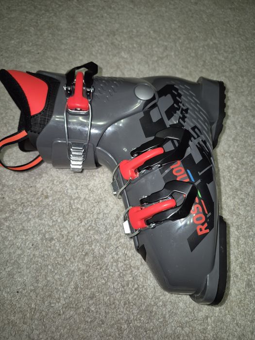 Ски 110,  ски обувки 20.5 и 21.5 Росиньол