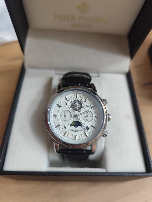 Часы "Patek Philippe Geneve"