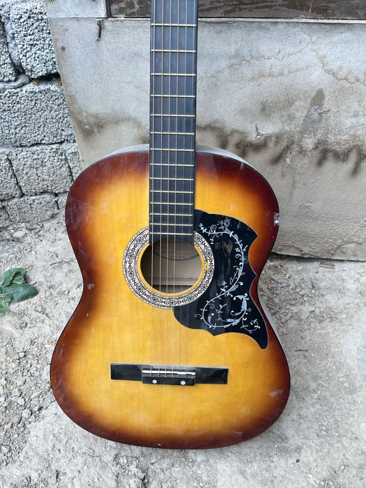 Gitara model Romika s-390