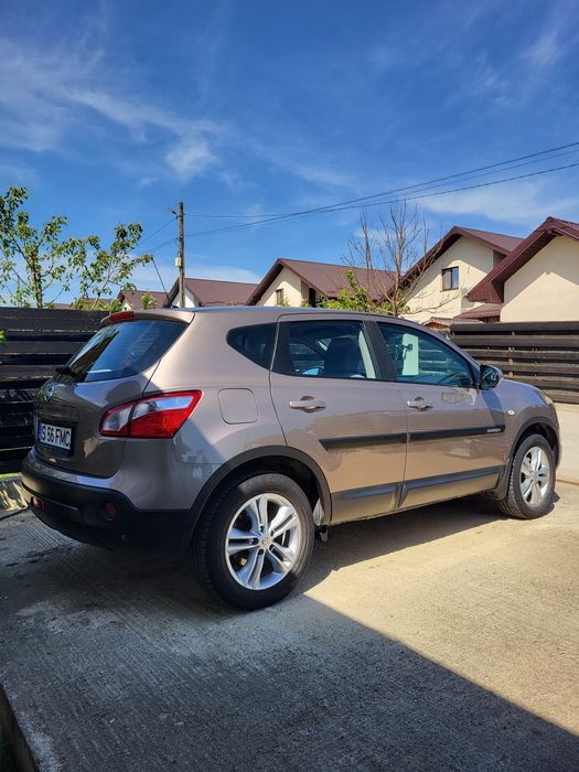 Nissan Qashqai, cutie automata, benzina, 170000 km