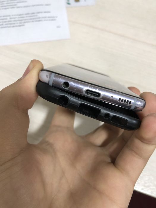 Srochni Samsung S8 64gb sotiladi ideal