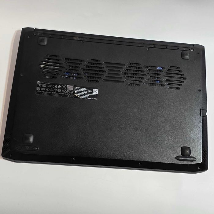 Геймърски лаптоп Lenovo IdeaPad Gaming 3 15ACH6 – Ryzen 5, 32 GB RAM, 512 GB SSD