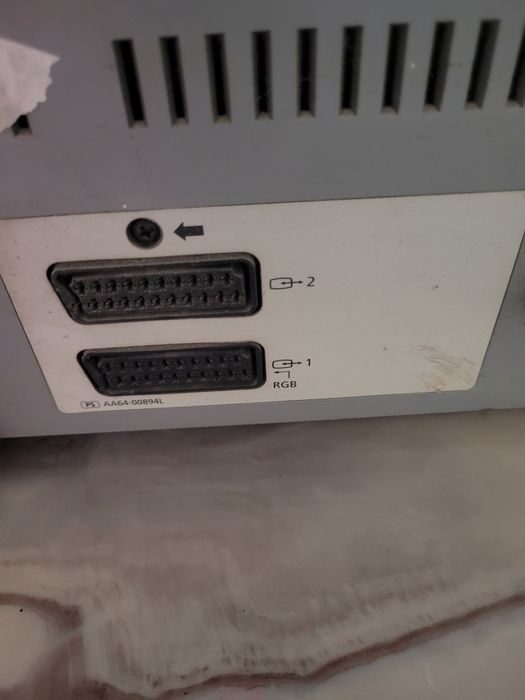 Samsung 28" кинескопен телевизор – перфектен, кристален звук