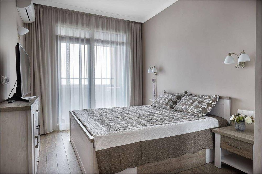 Дава се под наем Тристаен апартамент в Бургас, Зорница - 120 кв.м за 1994.61 € - Снимка #3