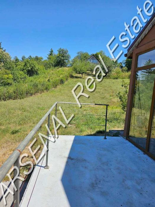 Продажба на къща в Банкя