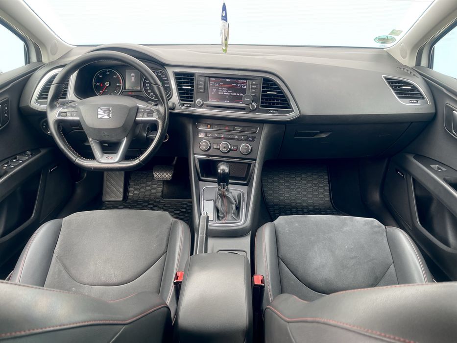 Vand Seat Leon  FR  2.0 tdi Dsg 184 cp Alb Perlat  Euro 6