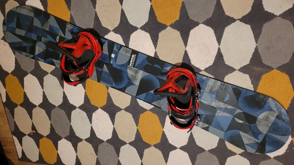 Placa snowboard Burton 158 cu legături Burton Custom