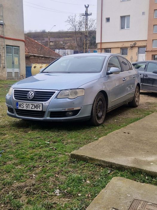 De vanzare Vw passat 2.0 tdi  2006    pret 1500 euro