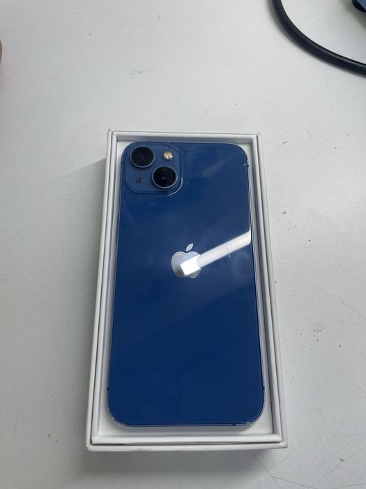 Айфон 13  128 гб