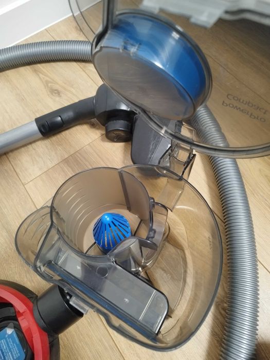 Прахосмукачка Филипс / Philips