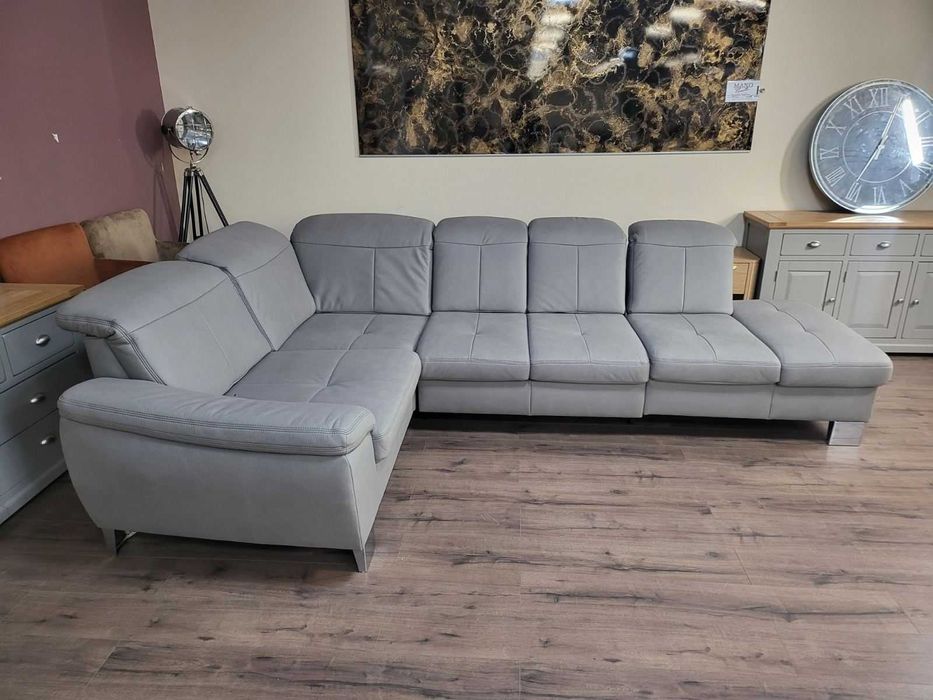Сив ъглов диван от плат с функция сън и ракла Rhone