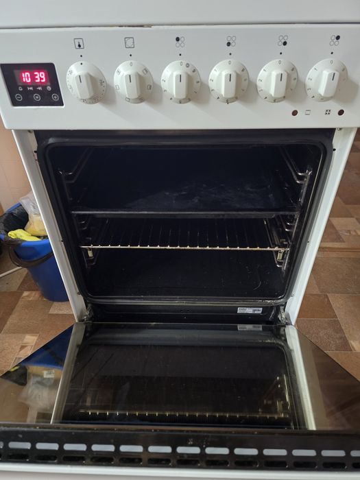 Продам плита Haier.