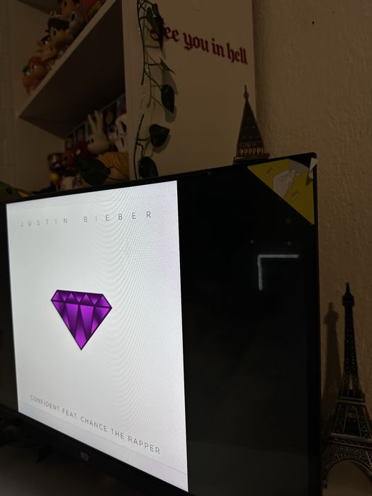 Телевизор Neo 24 инча SmartTV
