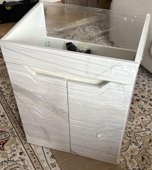 Умывальник с тумбой