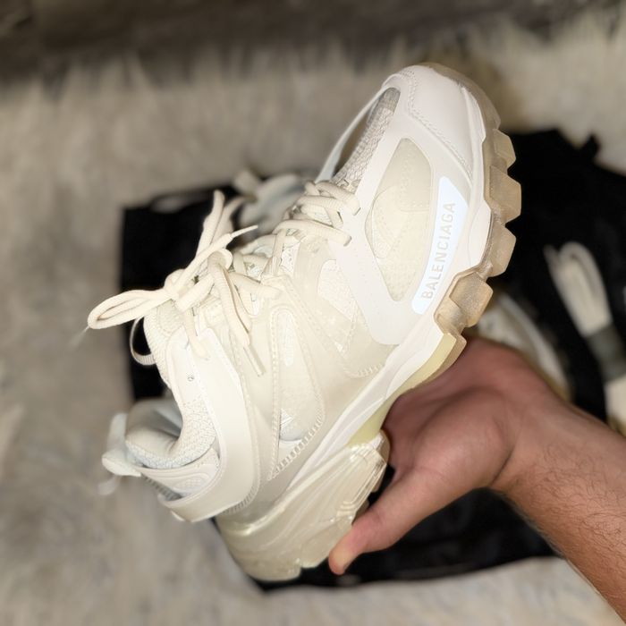 Balenciaga track nonmarking