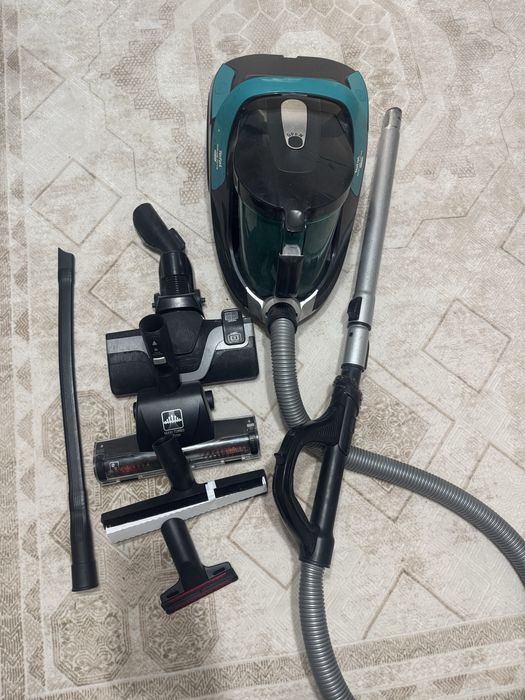 Пылесос в хорошем рабочем состоянии