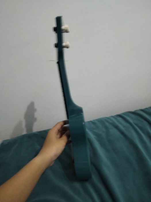 Продам уккулеле детский новый