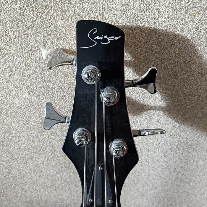 Басс гитара smiger черная