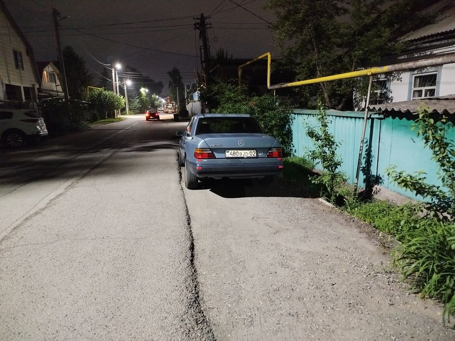 Продам Мерседес 124