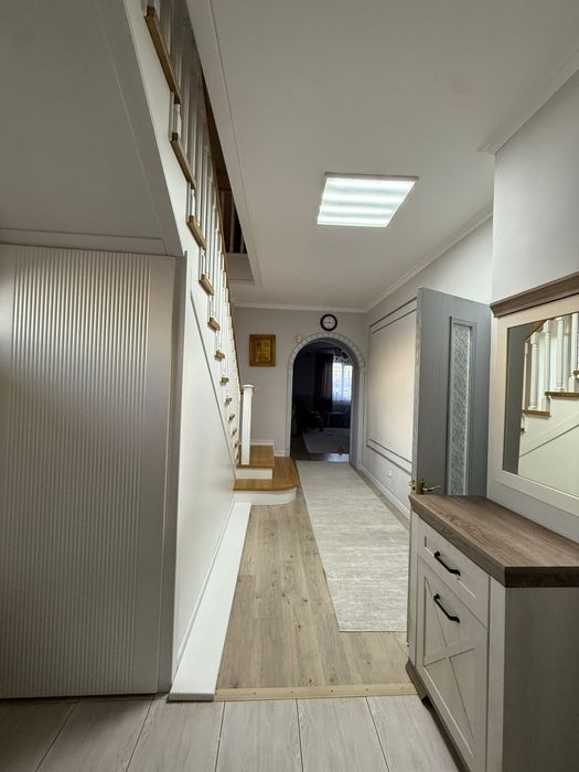 Продам коттедж 2 этажный