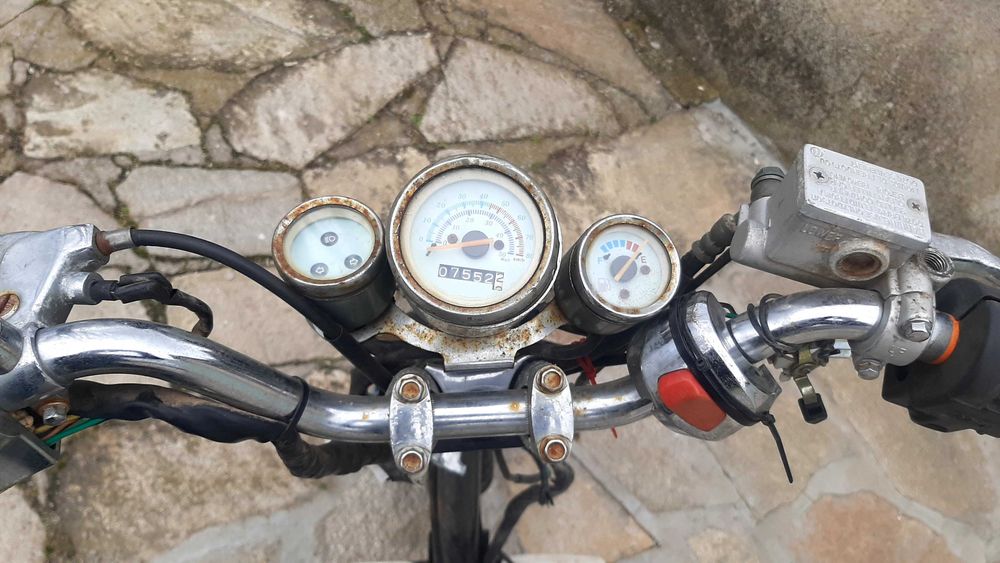 Скутер     50см³